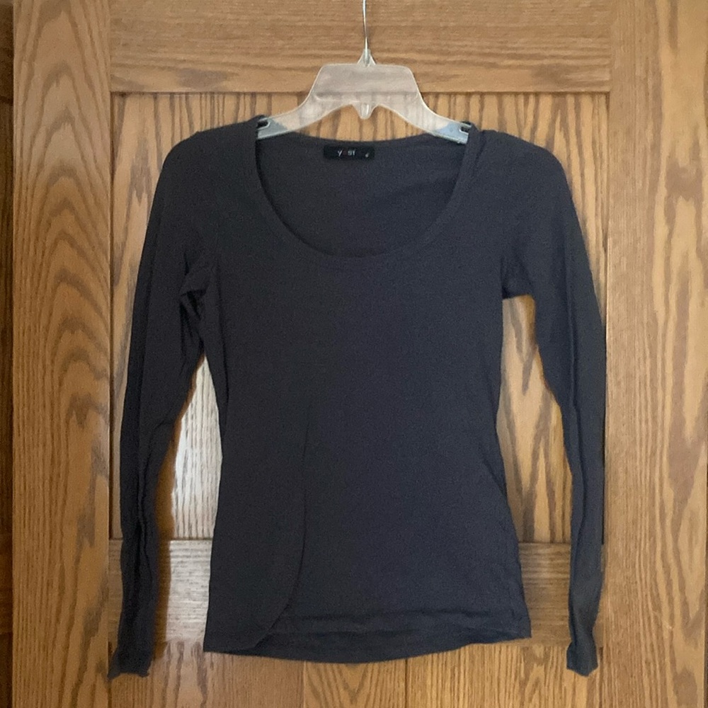 Long-sleeved tee from yest S
